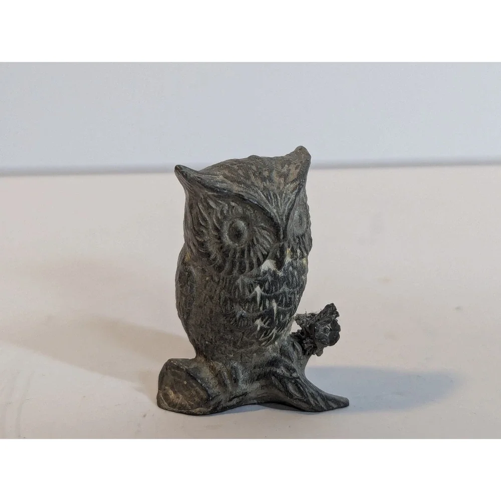 Vintage ‎ 1 1/2 in Solid Pewter Owl Figure